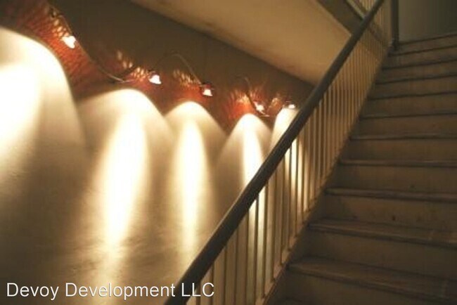 Foto del edificio - 2 br, 2 bath House - 323 Clara Ave #24