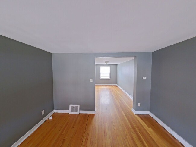 Foto del edificio - 3 Bedroom Single Family Home in Harrisburg!