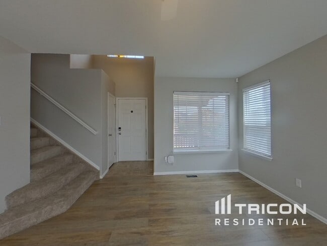 Building Photo - 7635 Canyon Oak Dr
