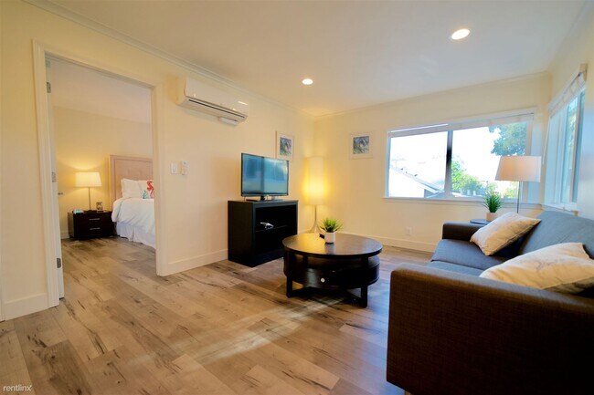 Building Photo - 1 br, 1 bath Apartment - 120 Arch St Apt 5