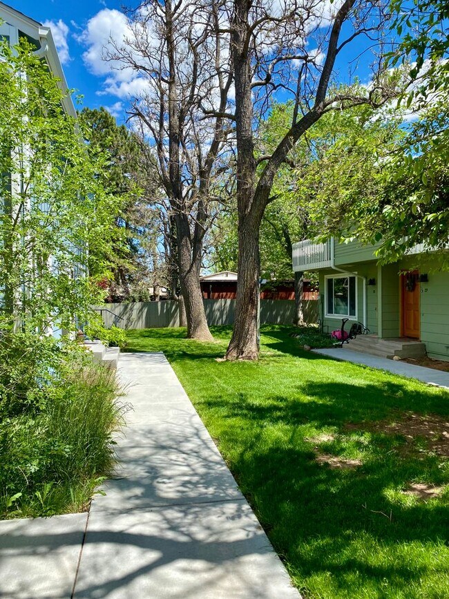 Foto del edificio - Charming North Boulder 3 Bedroom Townhouse