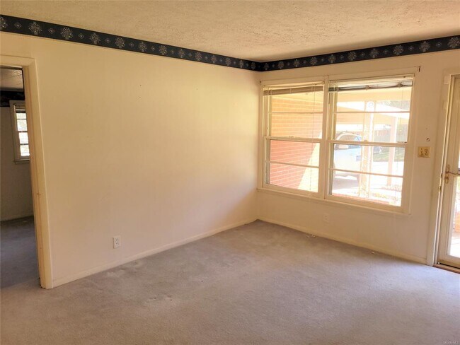 Foto del edificio - 3637 Loxley Ln