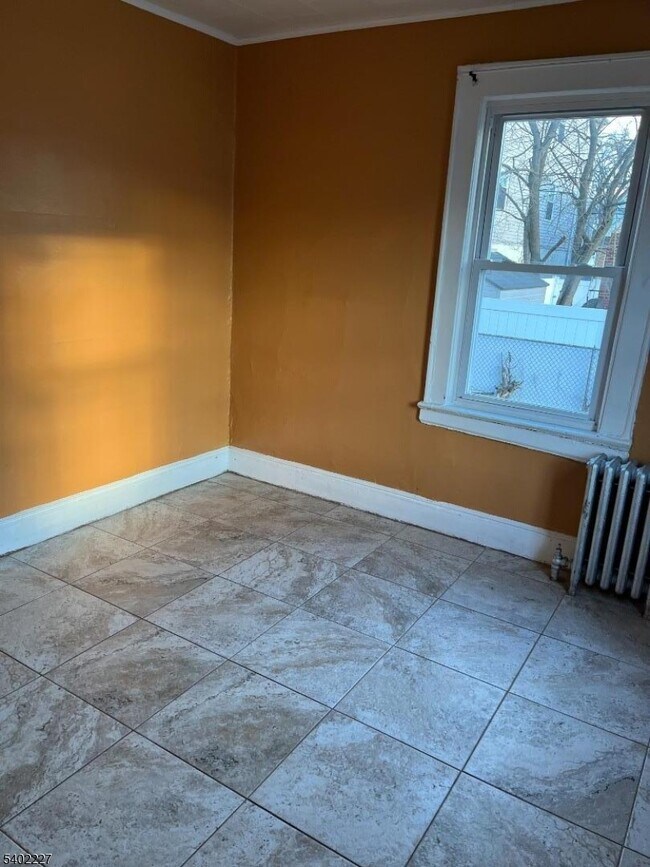 Foto del edificio - 762 Ogden St