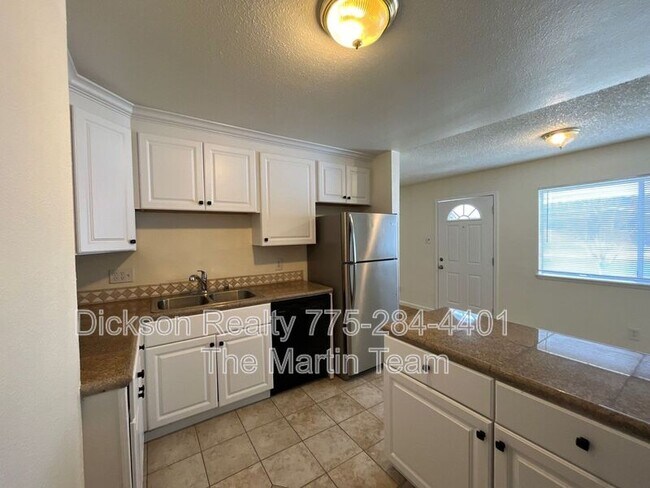 Foto del edificio - 1430 Doric Dr