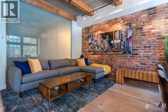 Building Photo - 1180 Homer St