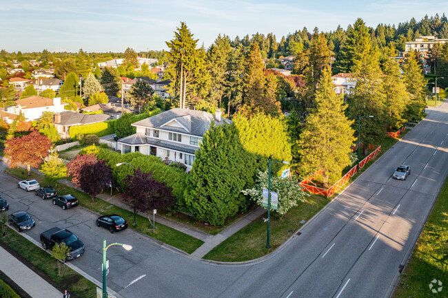 Building Photo - Savoy at Queen Elizabeth Park