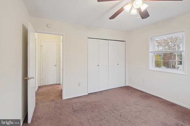 Building Photo - 4407 Romlon St