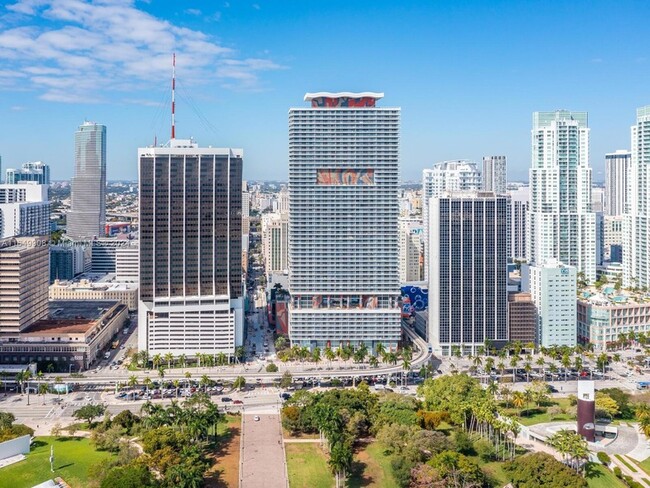 Foto del edificio - 50 Biscayne Blvd