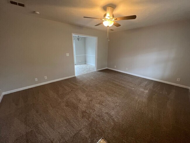 Foto del edificio - 3 br, 2.5 bath House - 2041 Leefield Drive