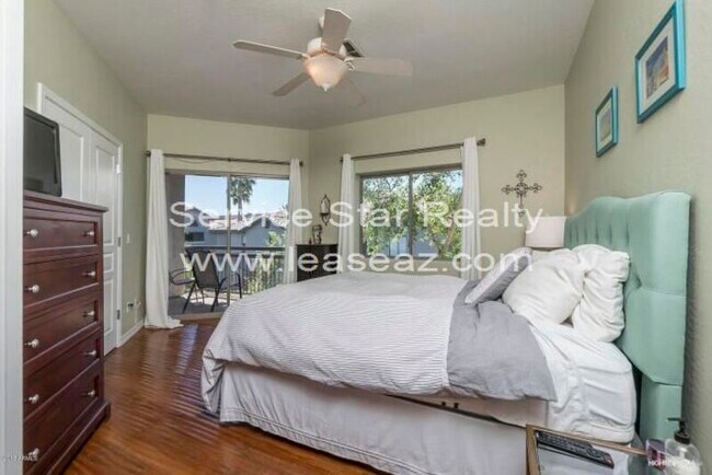 Building Photo - 2019 E Campbell Ave