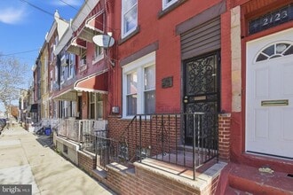 Building Photo - 2125 N 28th St