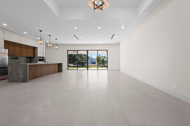 Foto del edificio - 621 NW 42nd Ave