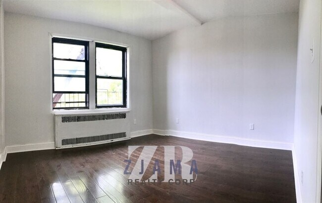 Foto del edificio - 245 Hawthorne St