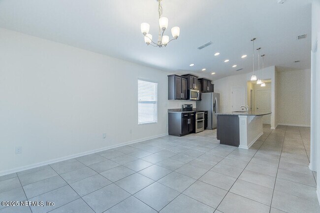 Foto del edificio - 95241 Tanglewood Dr