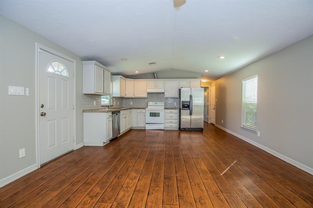 3902 Clay Ln, Bacliff, TX 77518 House for Rent in Bacliff, TX