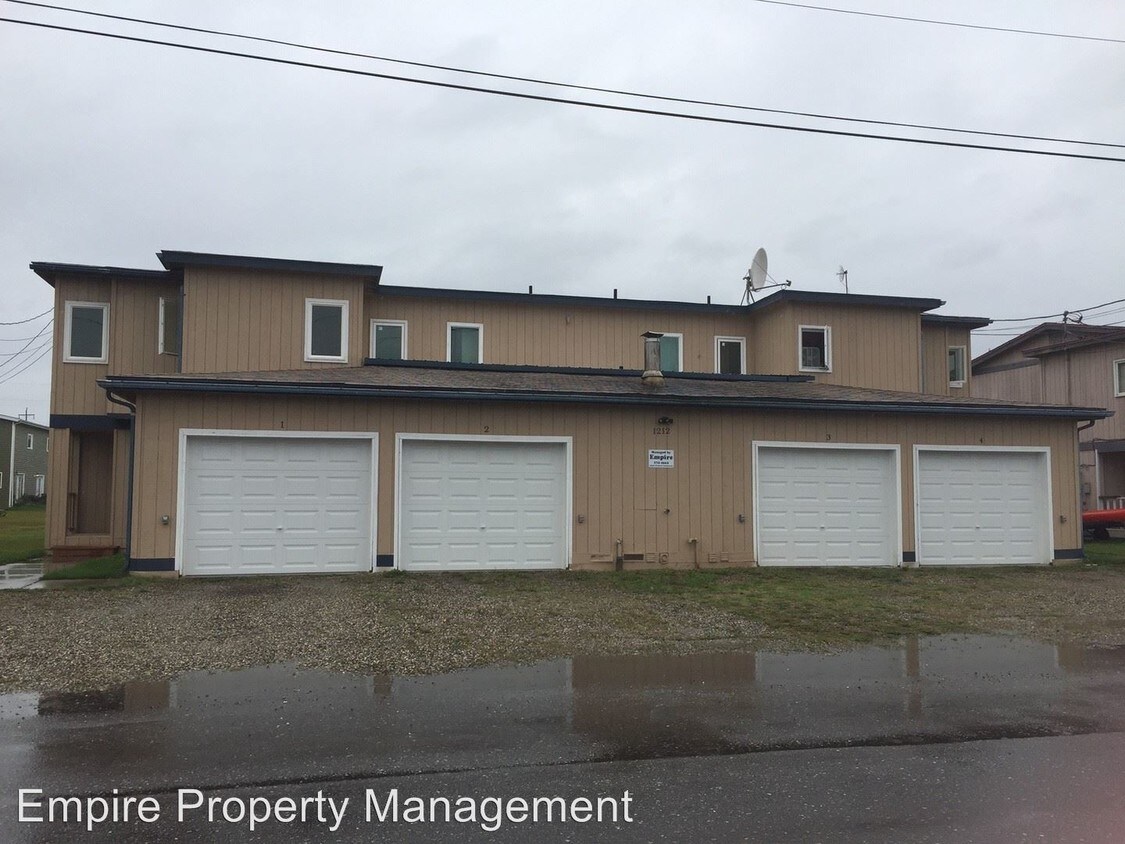 Primary Photo - 1212 29th Ave