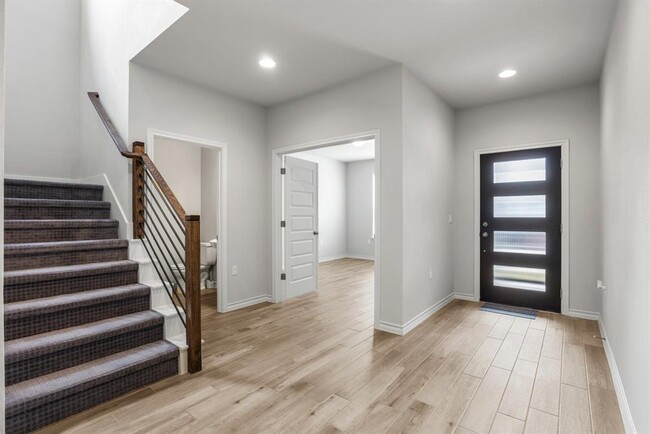 Foto del edificio - 1701 Jacey Way