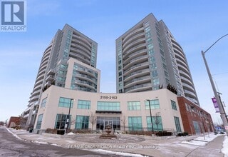 Building Photo - 2152 Lawrence Ave E