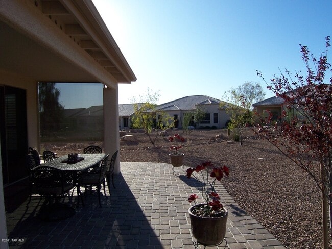 Building Photo - 38844 S Carefree Dr