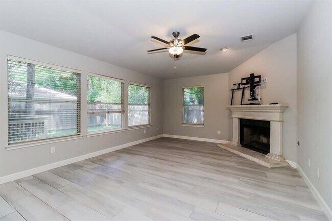 Building Photo - 9604 Kangaroo Ln