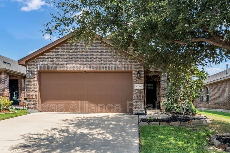Foto principal - 5104 Britton Ridge Ln