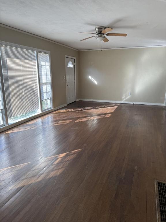 Foto del edificio - 4170 Plaza St