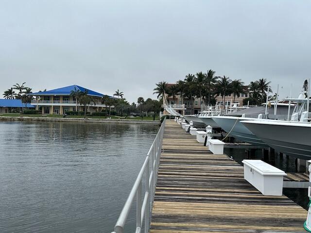 Foto del edificio - 147 Harbors Way