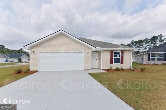 Building Photo - 15 Bungalow Cir