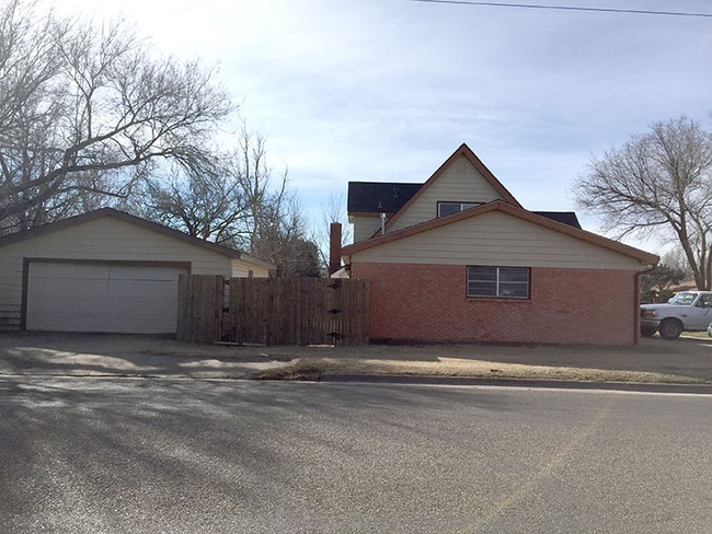 Building Photo - 4601 Oregon Trail