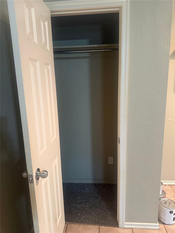 Building Photo - 3705 Matthew Dr