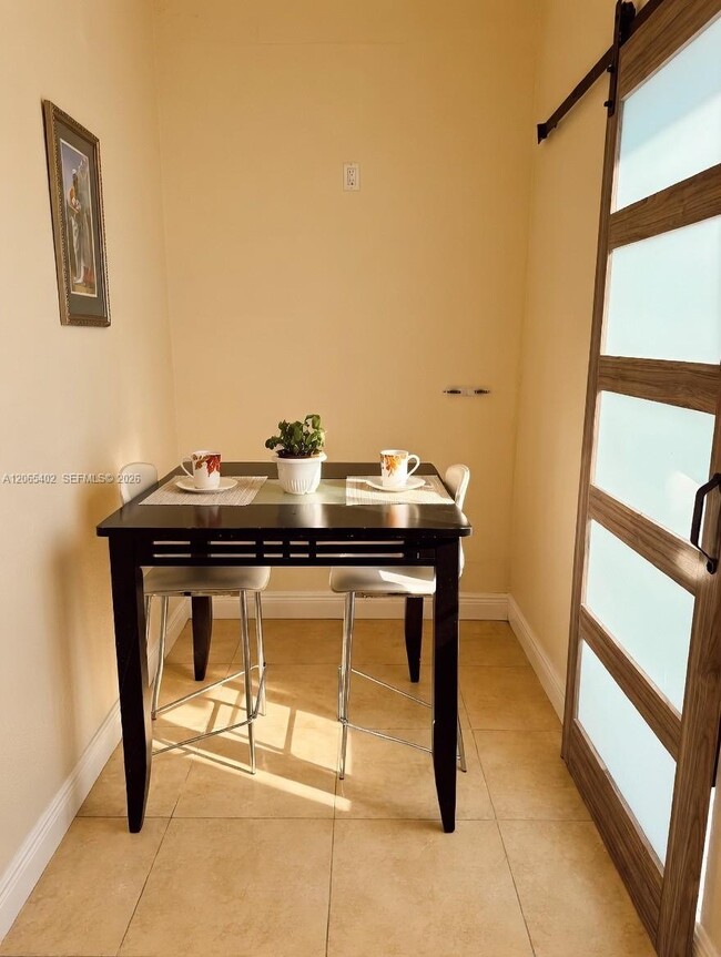 Foto del edificio - 15862 SW 140th St