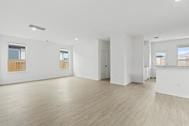 Foto del edificio - 15226 Cyn Rpds Rd