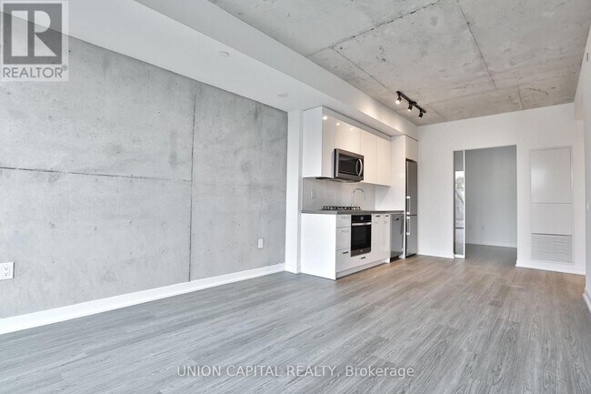 Photo du bâtiment - 195 McCaul St