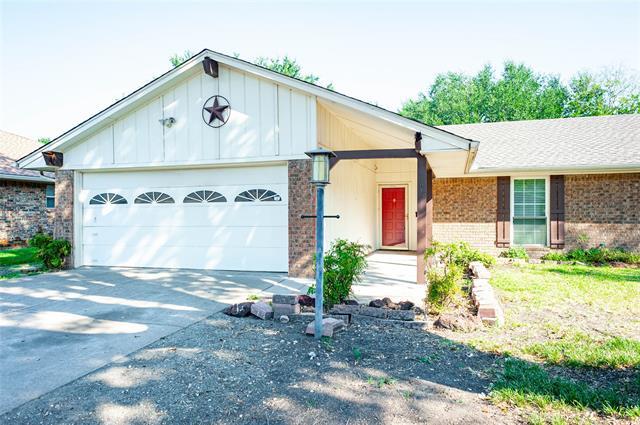 Building Photo - 105 Tanglewood Ln