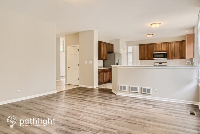 Building Photo - 231 Paradise Parkway, Oswego, IL, 60543