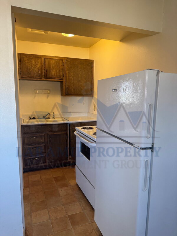 Foto del edificio - 706 Downey St