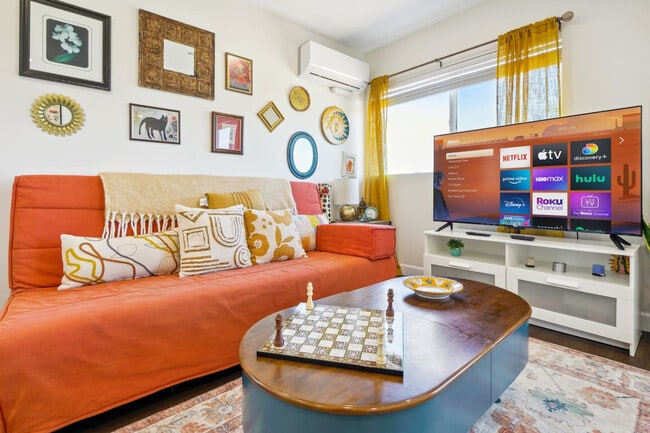 Foto del edificio - 721 E 22nd St