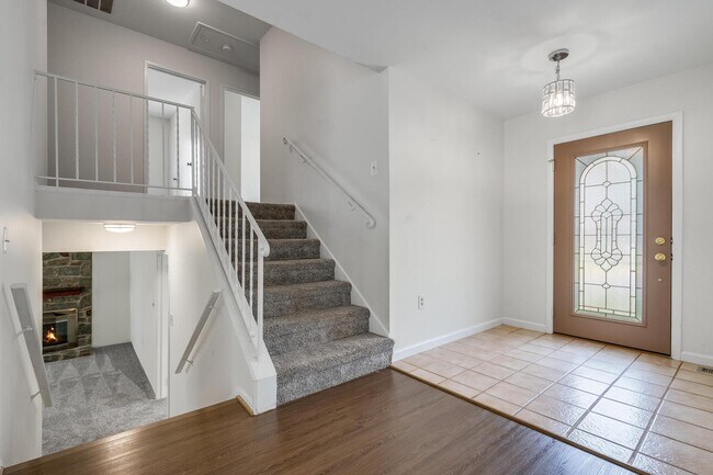 Building Photo - 8722 Litwalton Ct