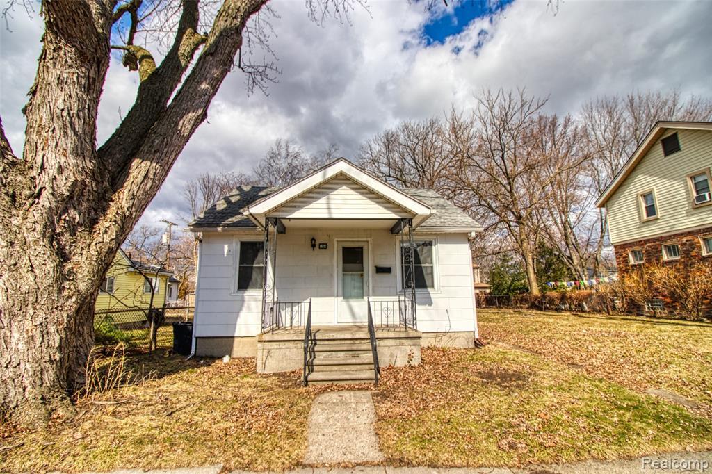 Primary Photo - 154 W Madge Ave