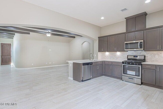 Foto del edificio - 803 Danby Ct