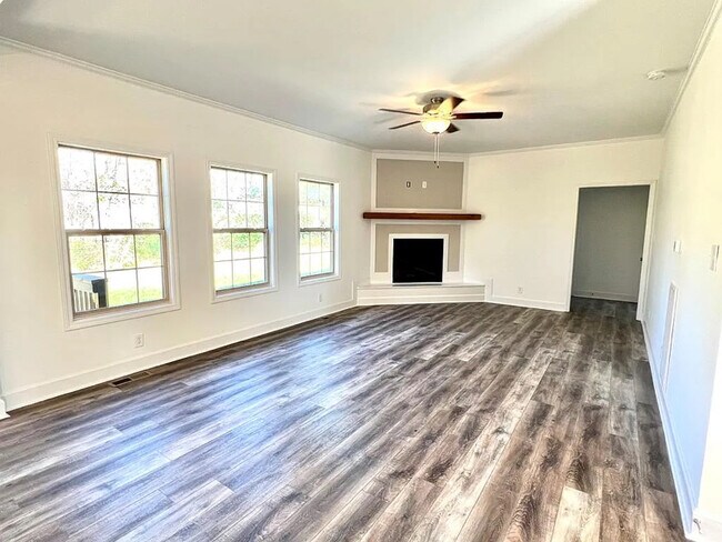 Building Photo - 122 Ted's Trail