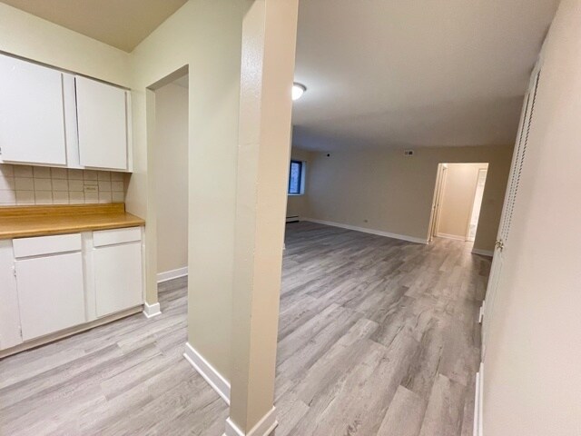 Building Photo - 525 W Deming Pl