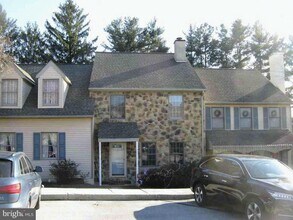 Building Photo - 502 Pickering Station Dr