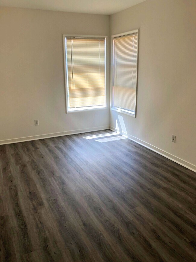Foto del edificio - 2874 Milvia St