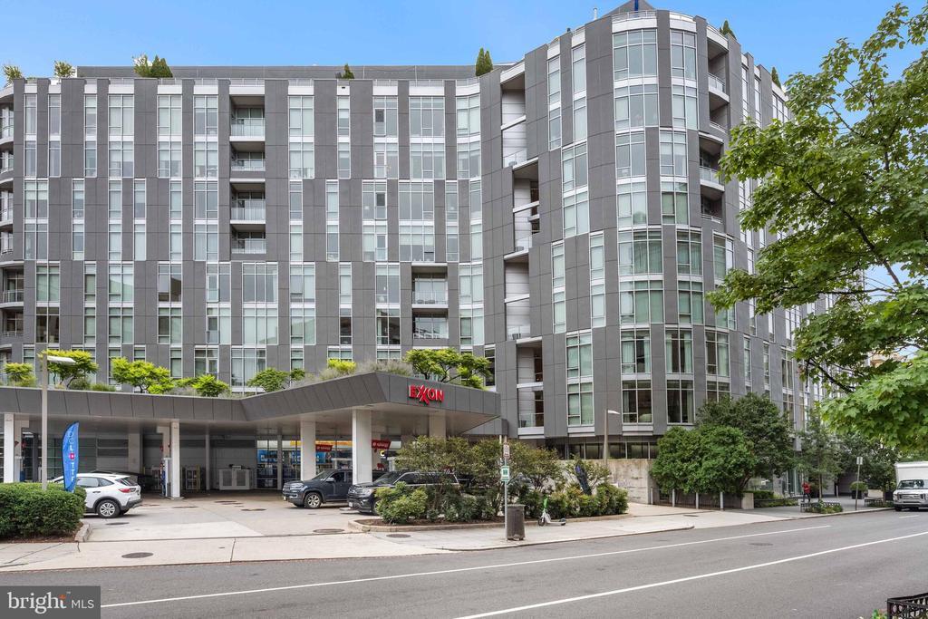 Foto principal - 1177 22nd St NW