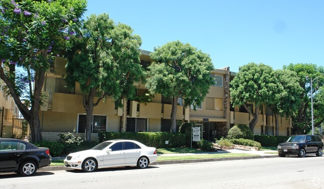 Building Photo - Jacaranda Apartments