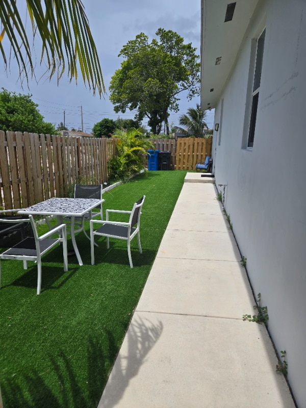 Foto del edificio - 5433 SW 19th St