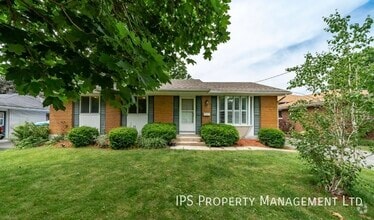Building Photo - 27 Thorncliffe Dr