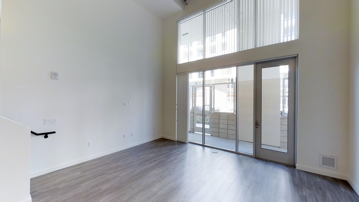 Photo - Wren Apartments