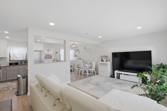 Foto del edificio - 1506 W Palm Dr